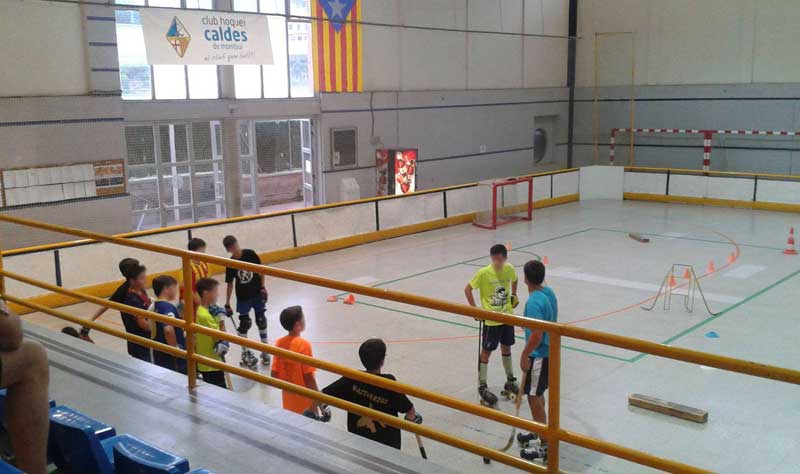 Pista de Hockey Patines Pavelló d´Esports TORRE ROJA - Caldes de Montbui (Barcelona)