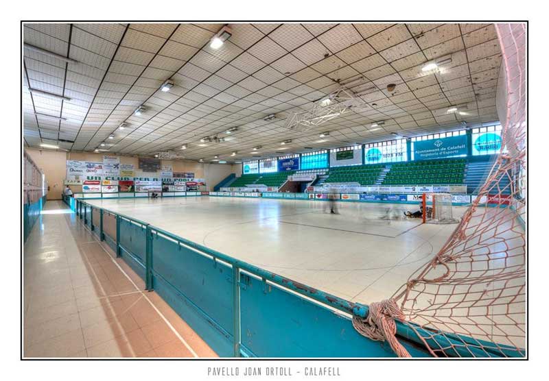 CALAFELL (TARRAGONA) - Pista de Hockey Patines JOAN ORTOLL