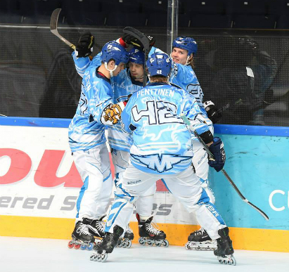 Finlandia - Canadá, revancha por el título