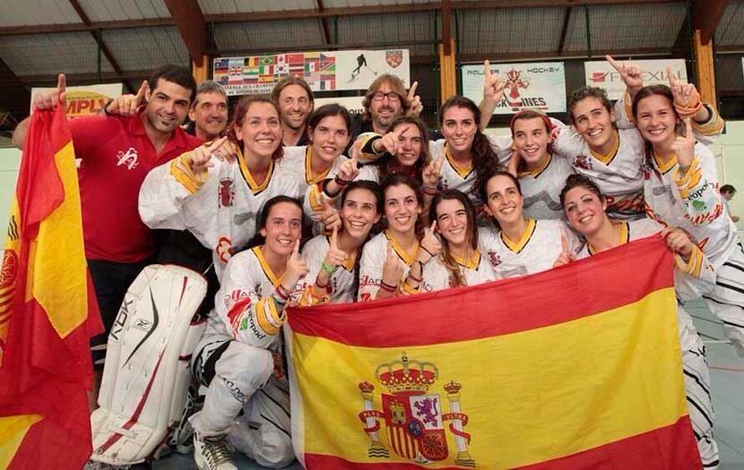 INLINE HOCKEY WORLD CHAMPIONSHIP - TOULOUSE 2014 : La Selección Femenina Junior, Campeona del Mundo (Imagen: RFEP)