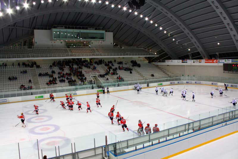 JACA (HUESCA) - Pista de Hockey HIELO DEL PIRINEO