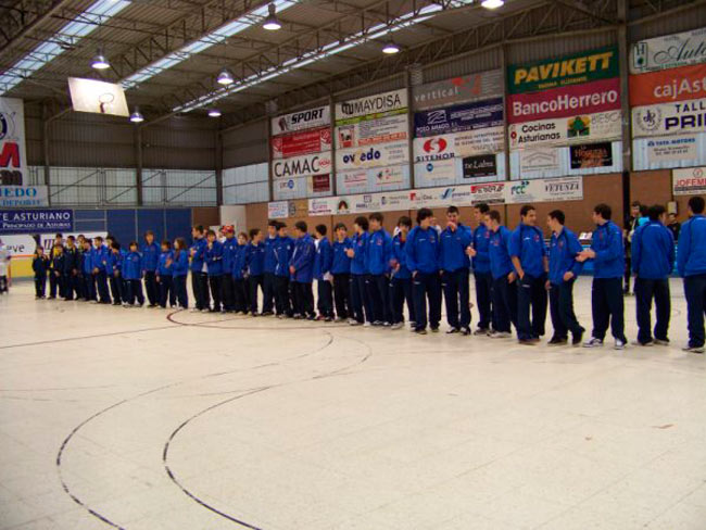 OVIEDO (ASTURIAS) - Pista de Hockey Patines CP VILLAFRÍA DE OTERO