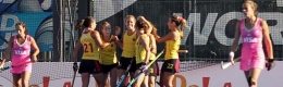 Las Redsticks durante el partido contra &quot;las leonas&quot;